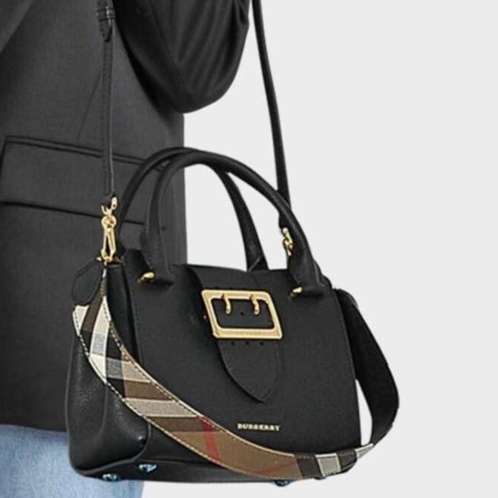 Authentic Burberry Black Crossbody Bag with Gold Buckle Price Firm